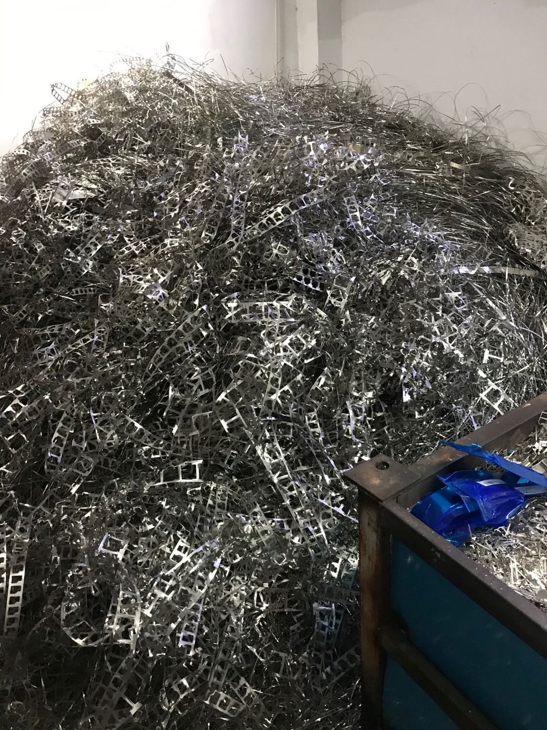 深圳公明废电路板回收_深圳废品回收公司上门处理品质做服务