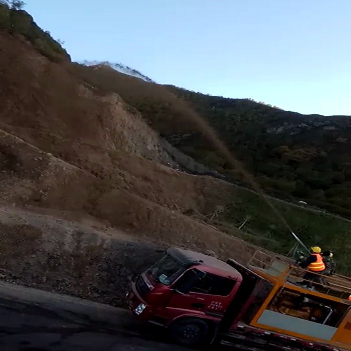 草種噴播車保濕劑