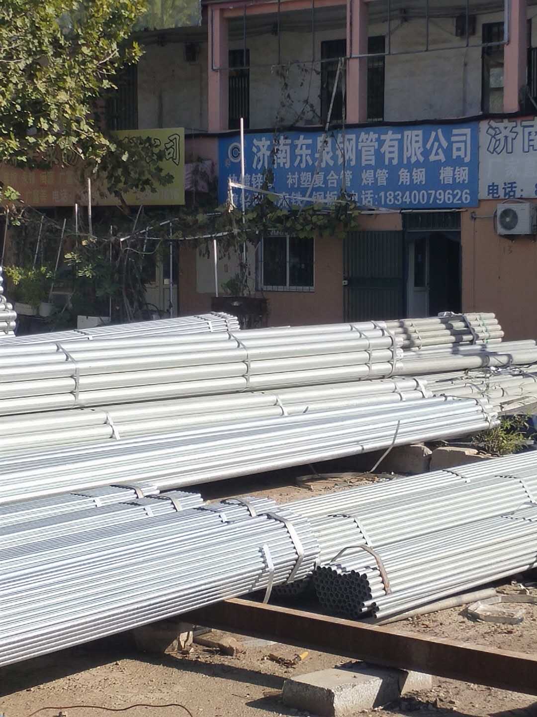 道縣8、金剛石巖芯鉆探用無縫鋼管（GB3423-82）是用于金剛石巖芯鉆探的鉆桿、巖心桿、套管的無縫鋼管。、性質不同穿線管源頭廠家經驗豐富
